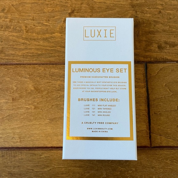 Anthropologie Luxie luminous eye brush set - Picture 3 of 3